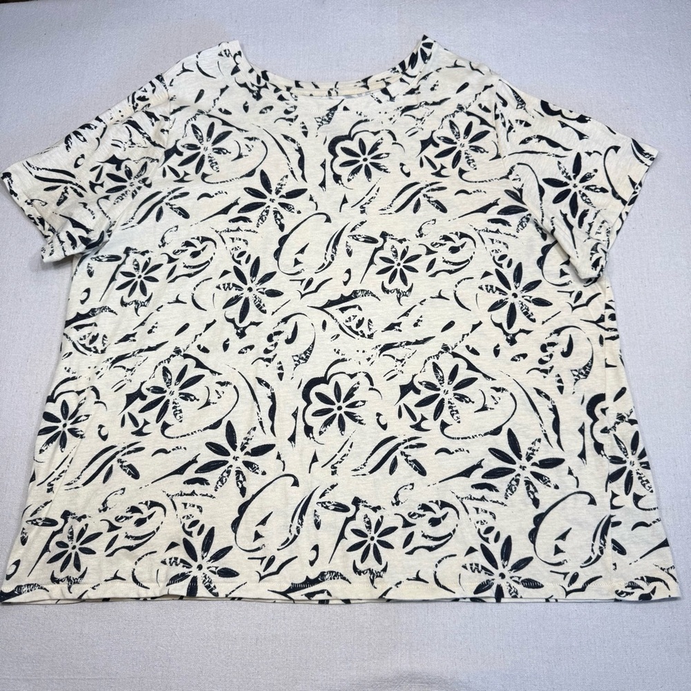 Sonoma Black & Cream Floral Short Sleeve Top - Size 1X